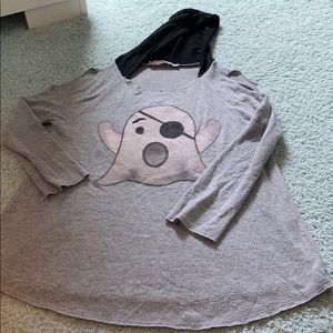 Lightweight open shoulder sweatshirt